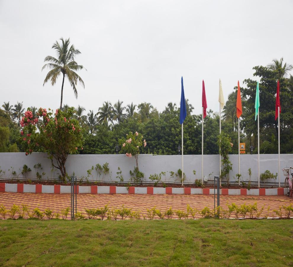 Sea Queen Beach Resort & Spa Colva Buitenkant foto
