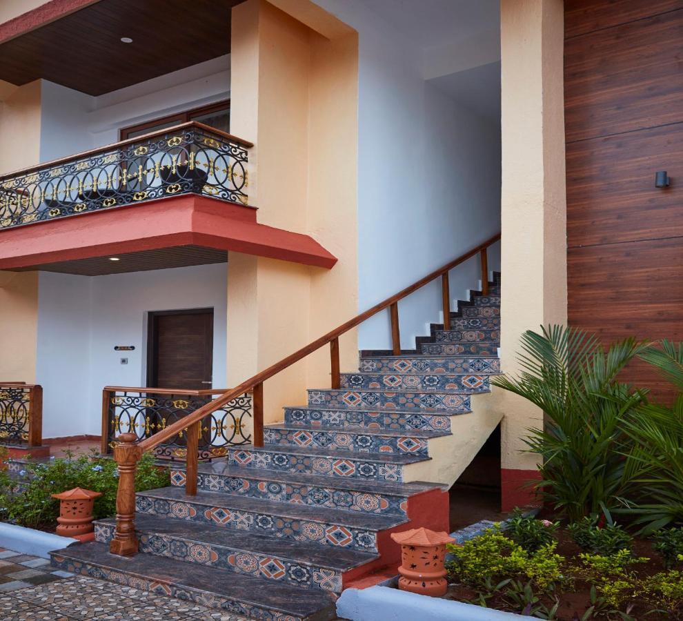 Sea Queen Beach Resort & Spa Colva Buitenkant foto
