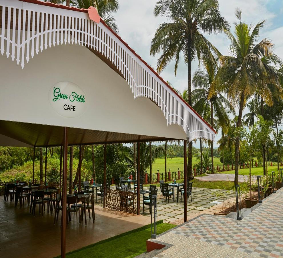 Sea Queen Beach Resort & Spa Colva Buitenkant foto