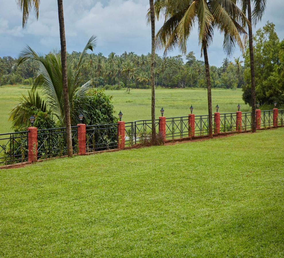 Sea Queen Beach Resort & Spa Colva Buitenkant foto